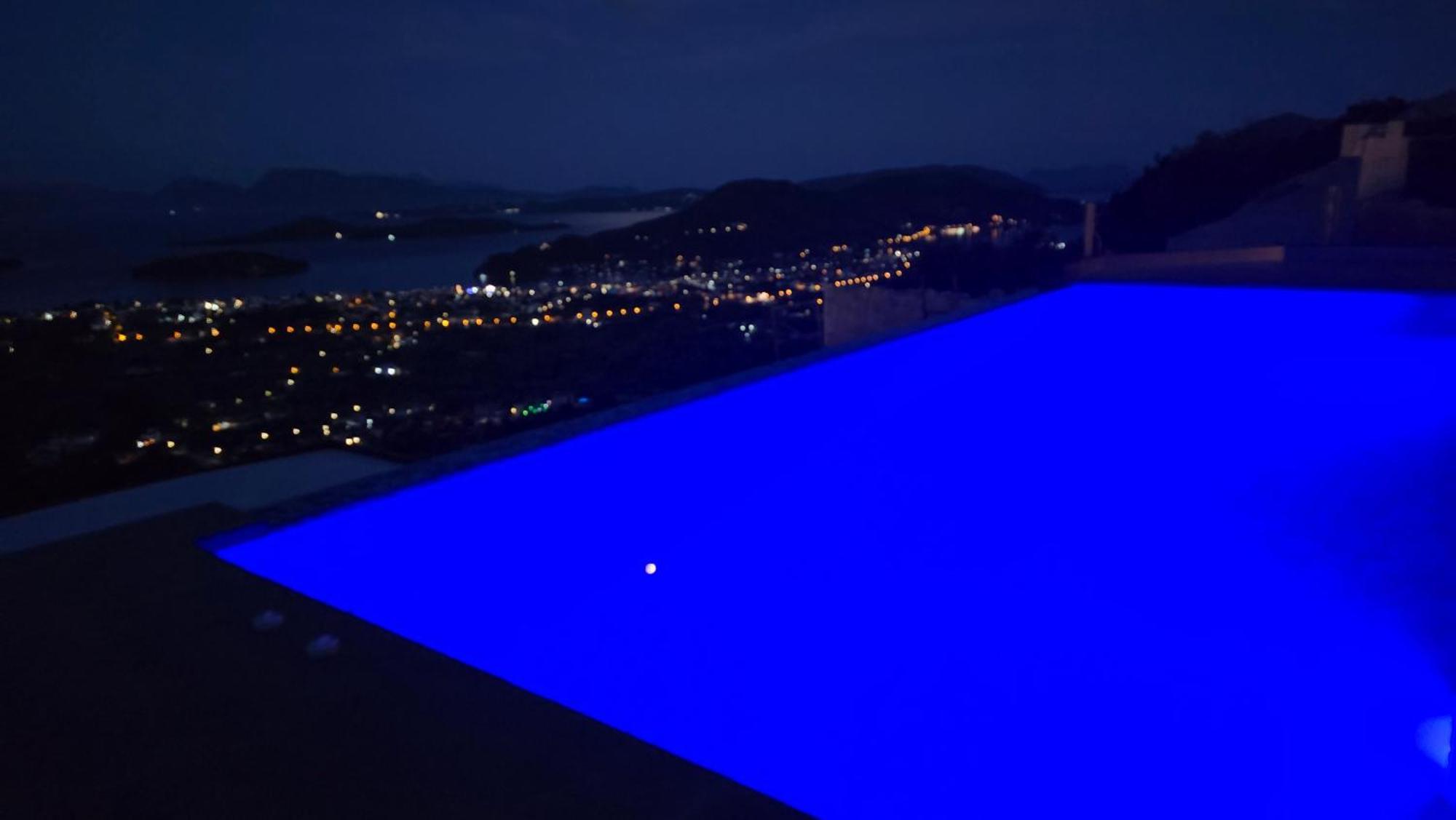 Desun Suites Kolonion Exteriér fotografie